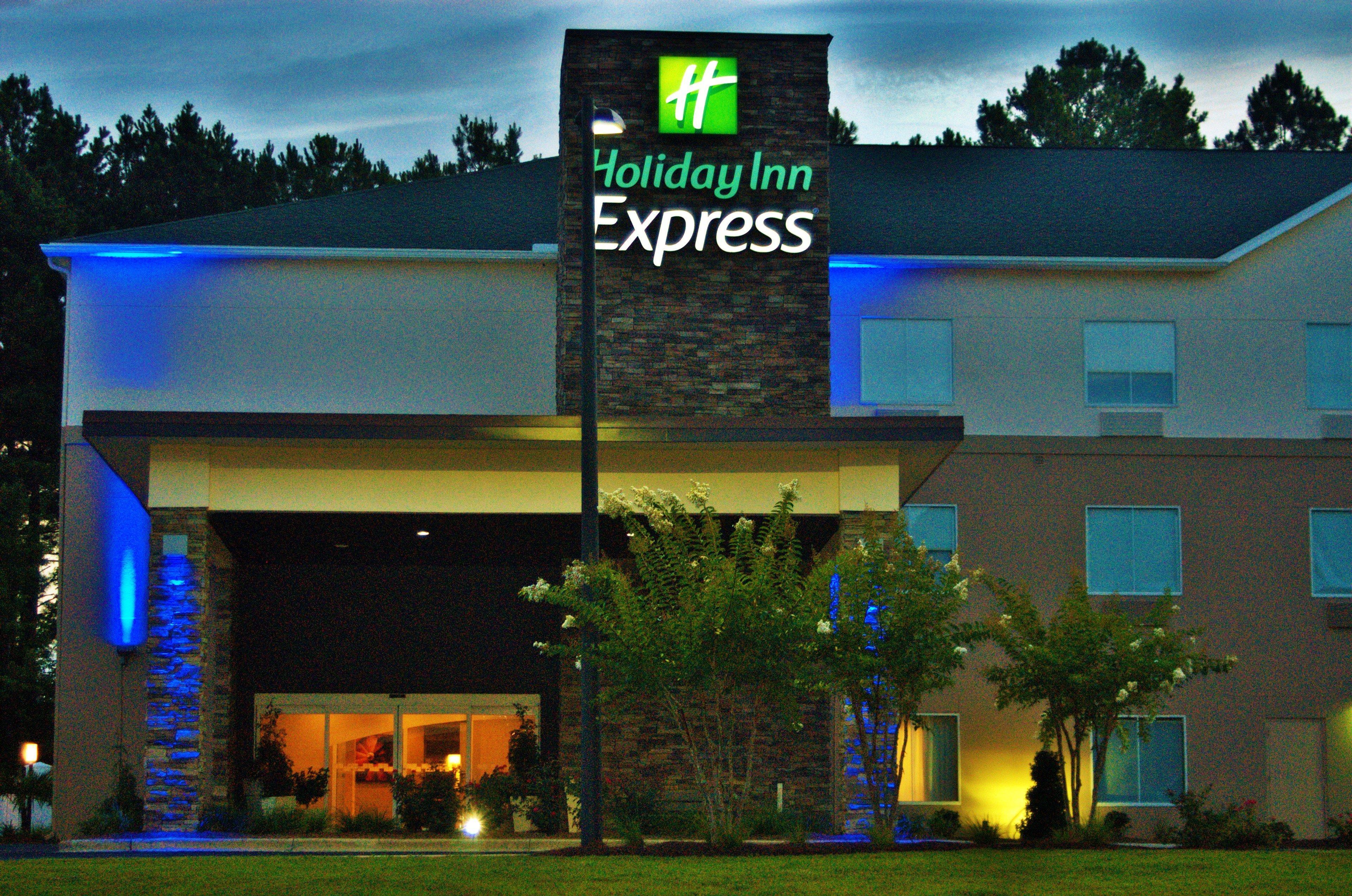 Holiday Inn Express Defuniak Springs By Ihg Buitenkant foto